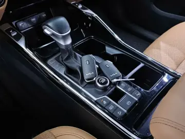 2022 Kia Sorento с пробегом 51 902 км
