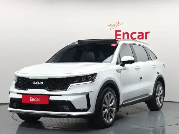 2023 Kia Sorento с пробегом 27 542 км