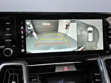 2023 Kia Sorento с пробегом 27 542 км