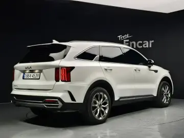 2022 Kia Sorento с пробегом 16 921 км