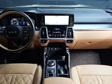 2022 Kia Sorento с пробегом 16 921 км