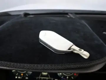 2023 Kia Sorento с пробегом 27 542 км