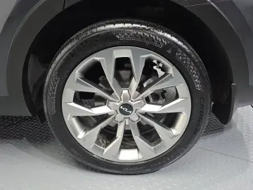 2023 Kia Sorento с пробегом 39 416 км