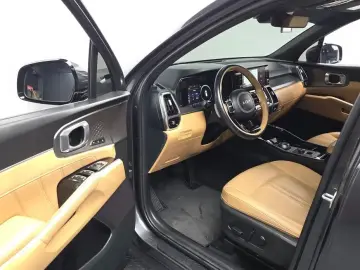 2023 Kia Sorento с пробегом 39 416 км