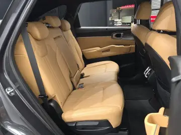 2023 Kia Sorento с пробегом 39 416 км