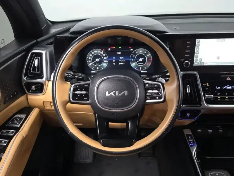 2023 Kia Sorento с пробегом 39 416 км
