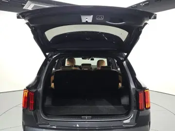 2023 Kia Sorento с пробегом 39 416 км