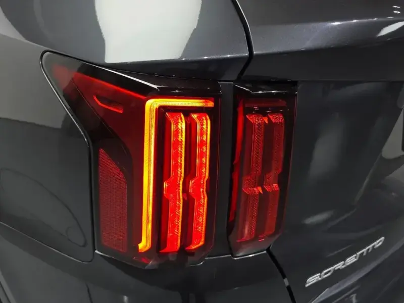 2023 Kia Sorento с пробегом 39 416 км