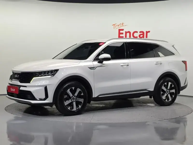 2023 Kia Sorento с пробегом 109 673 км