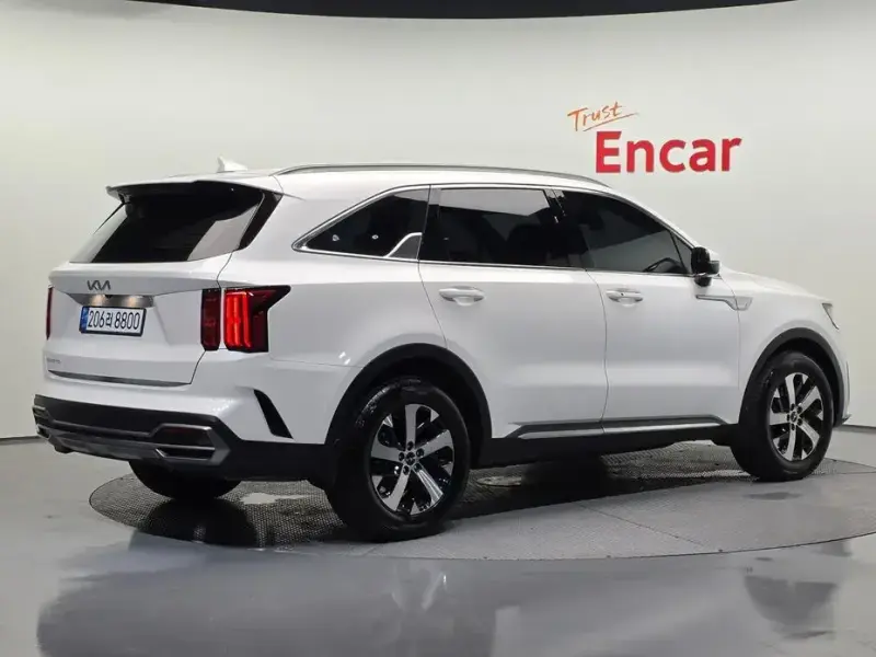 2023 Kia Sorento с пробегом 109 673 км