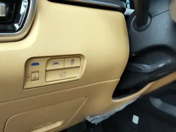 2023 Kia Sorento с пробегом 12 551 км