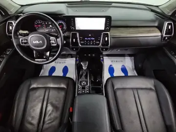 2022 Kia Sorento с пробегом 75 541 км