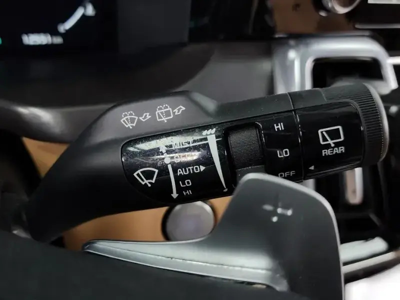 2023 Kia Sorento с пробегом 12 551 км