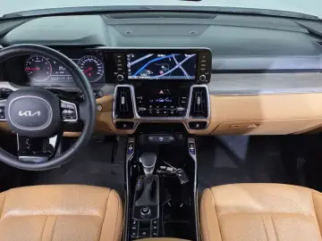 2023 Kia Sorento с пробегом 109 673 км