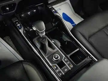 2022 Kia Sorento с пробегом 75 541 км