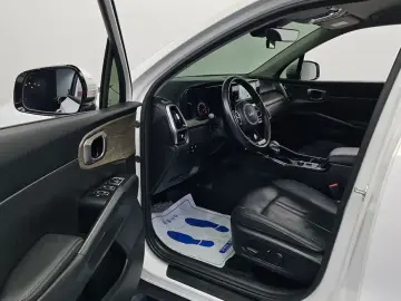 2022 Kia Sorento с пробегом 75 541 км