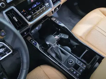 2023 Kia Sorento с пробегом 109 673 км