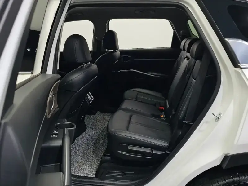 2022 Kia Sorento с пробегом 75 541 км