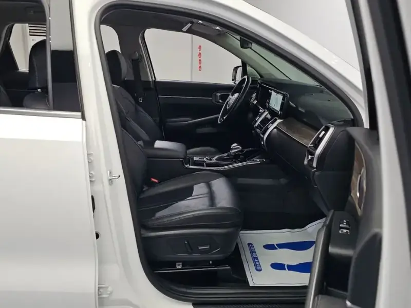 2022 Kia Sorento с пробегом 75 541 км