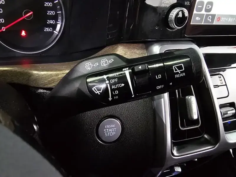 2022 Kia Sorento с пробегом 75 541 км