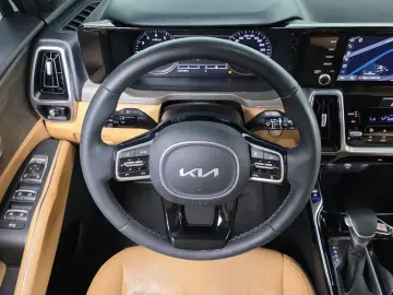 2023 Kia Sorento с пробегом 109 673 км