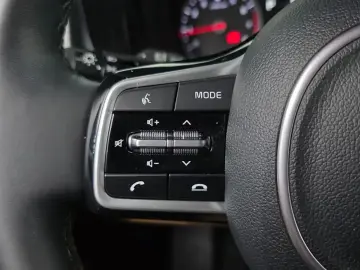 2023 Kia Sorento с пробегом 109 673 км