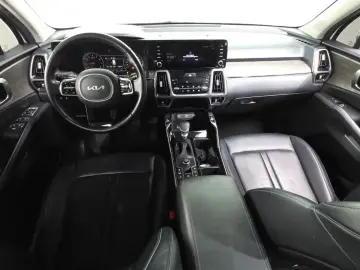 2022 Kia Sorento с пробегом 108 351 км