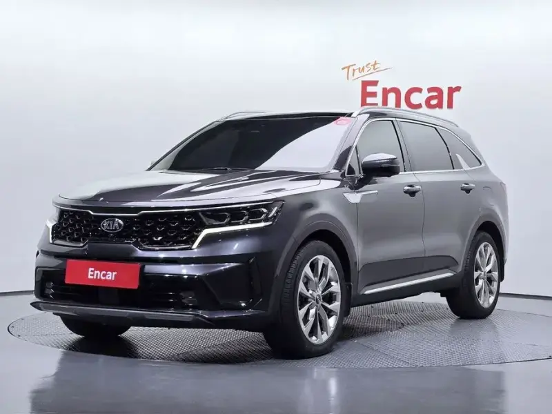 2021 Kia Sorento с пробегом 18 015 км
