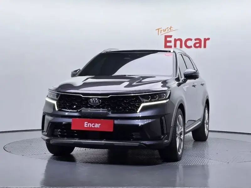 2021 Kia Sorento с пробегом 18 015 км