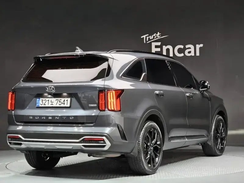 2021 Kia Sorento с пробегом 28 295 км