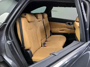 2021 Kia Sorento с пробегом 18 015 км