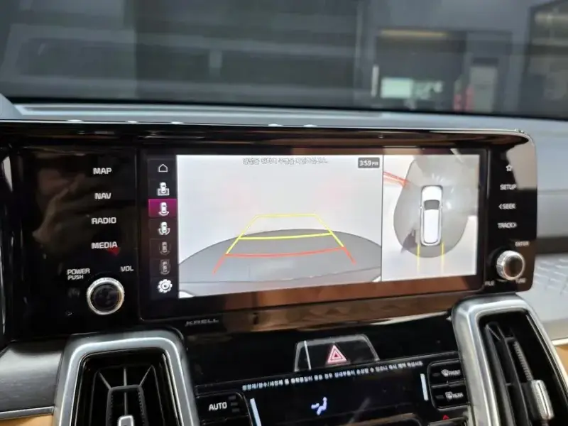 2021 Kia Sorento с пробегом 18 015 км