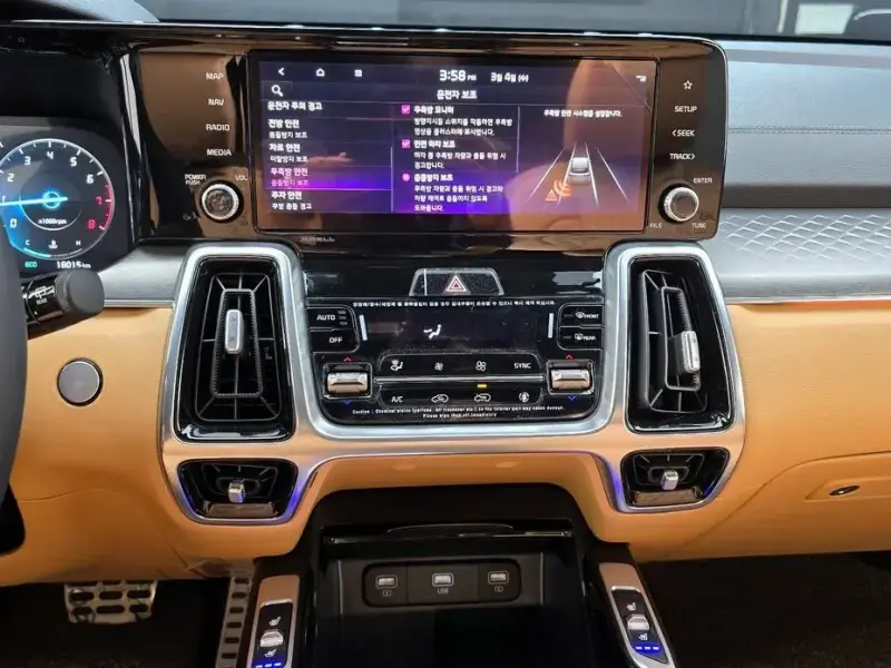 2021 Kia Sorento с пробегом 18 015 км