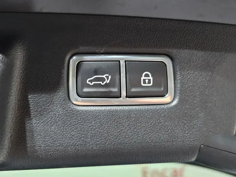 2021 Kia Sorento с пробегом 18 015 км