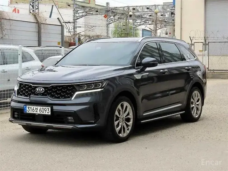 2021 Kia Sorento с пробегом 14 594 км