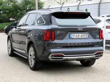 2021 Kia Sorento с пробегом 14 594 км