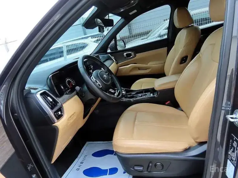 2021 Kia Sorento с пробегом 14 594 км