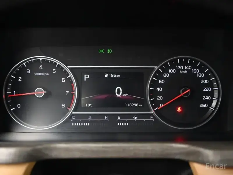 2022 Kia Sorento с пробегом 118 296 км