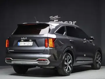 2023 Kia Sorento с пробегом 42 064 км