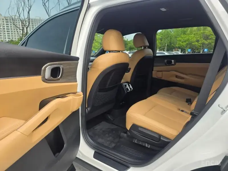 2022 Kia Sorento с пробегом 66 016 км