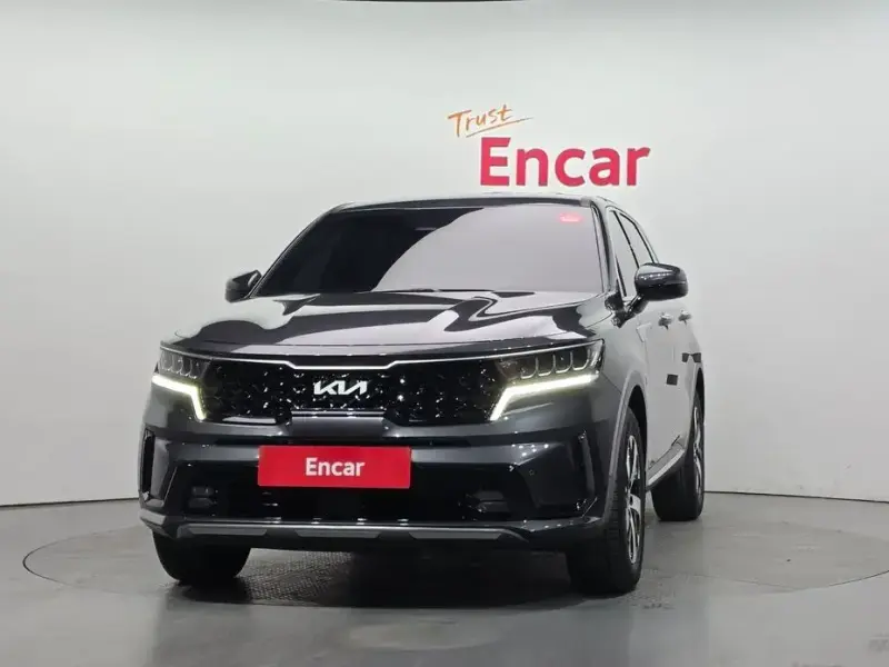 2023 Kia Sorento с пробегом 28 410 км