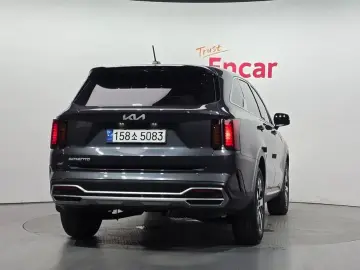 2023 Kia Sorento с пробегом 28 410 км