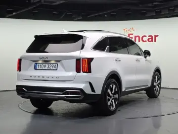 2022 Kia Sorento с пробегом 48 944 км