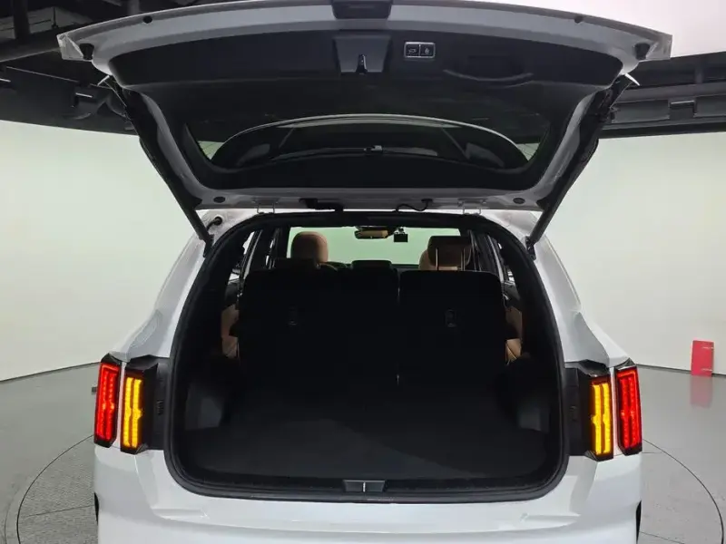 2022 Kia Sorento с пробегом 48 944 км