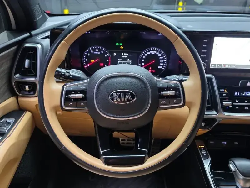 2021 Kia Sorento с пробегом 81 785 км
