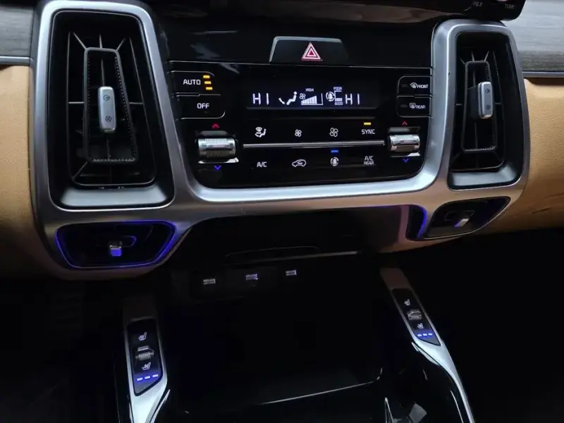 2021 Kia Sorento с пробегом 81 785 км