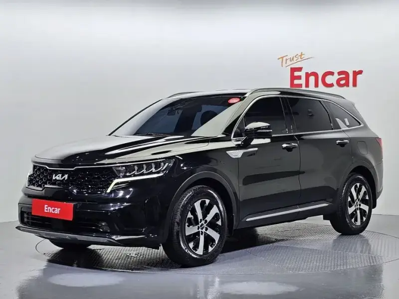 2023 Kia Sorento с пробегом 48 677 км