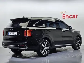2023 Kia Sorento с пробегом 48 677 км