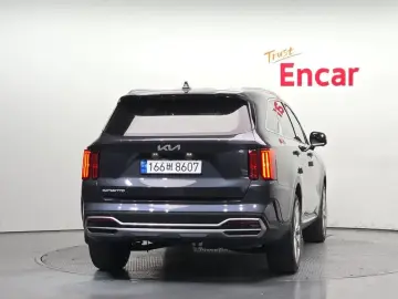 2023 Kia Sorento с пробегом 55 827 км