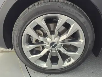 2023 Kia Sorento с пробегом 55 827 км